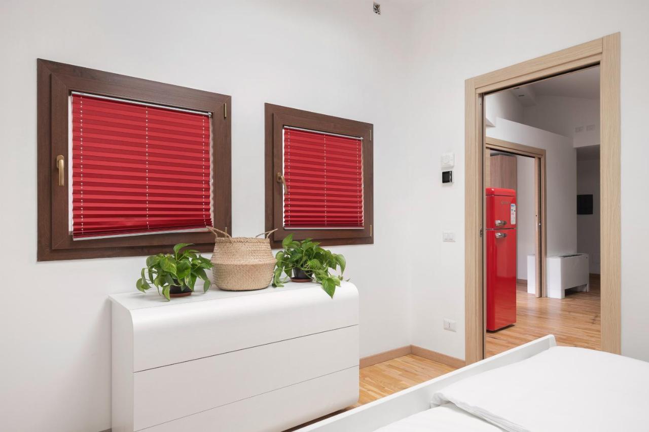 Solemar Sicilia - Palazzo Quaroni Apartment Palermo Luaran gambar