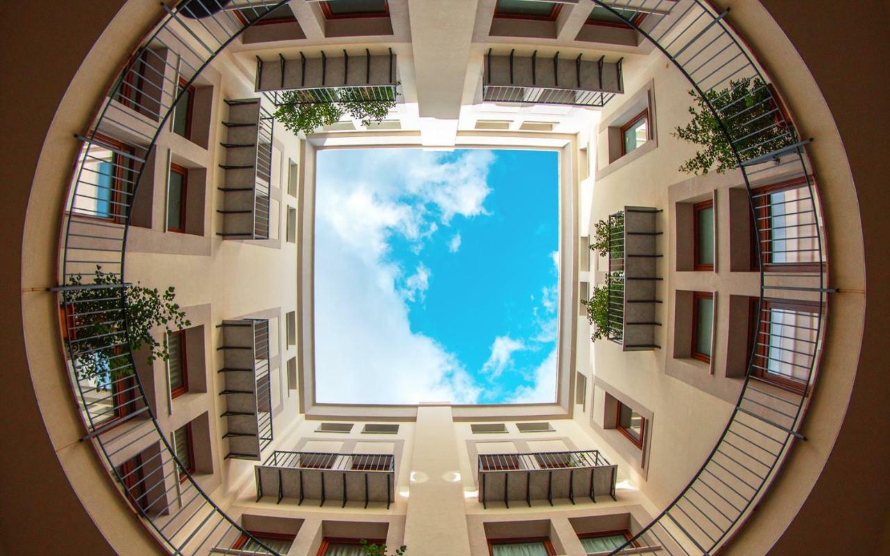 Solemar Sicilia - Palazzo Quaroni Apartment Palermo Luaran gambar