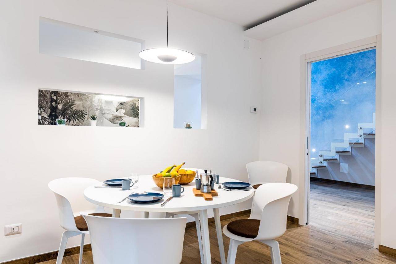 Solemar Sicilia - Palazzo Quaroni Apartment Palermo Luaran gambar
